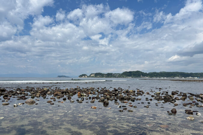 親子でのんびり海あそび。逗子・小坪飯島公園へ。