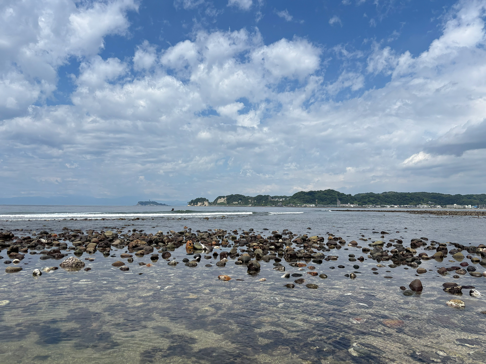 親子でのんびり海あそび。逗子・小坪飯島公園へ。