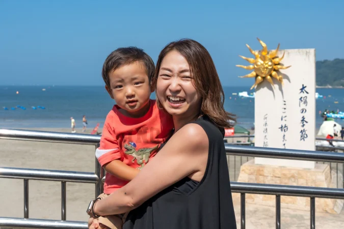 海と街と、人の温もりと。逗子で重ねる、家族の日々。